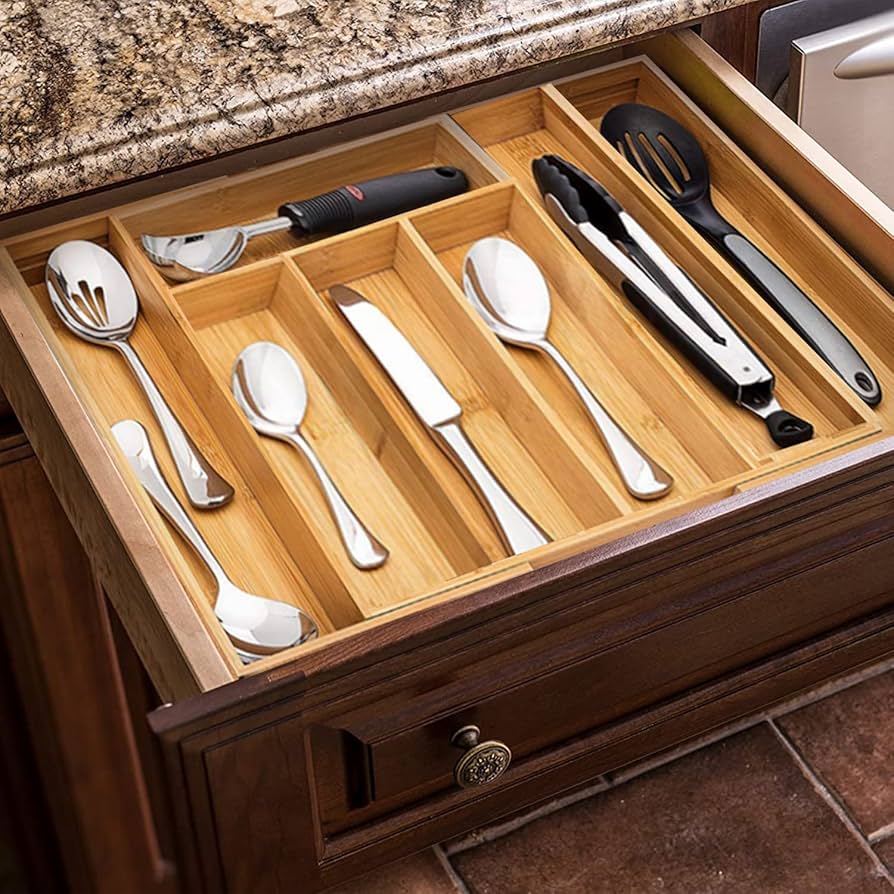 Refined Organization: The Adjustable Wooden Cutlery Tray by INOX Decor